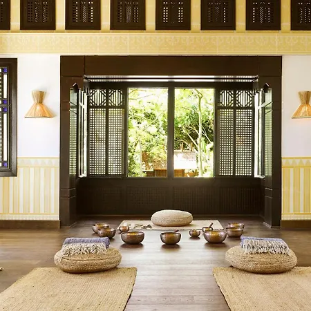 Club - Golf & Отель