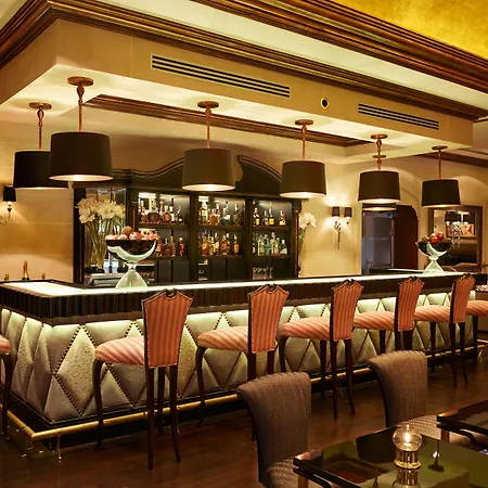 Отель Club - Golf &